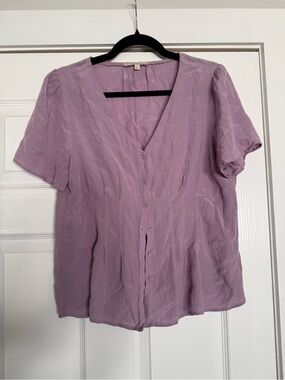 Skies Are Blue Lavender Button-Front V-Neck Blouse